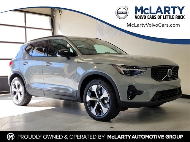 2026 Volvo XC40 Plus's photo