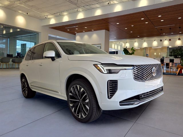 Certified 2026 Volvo XC90 B6 Ultra 7-Seater SUV