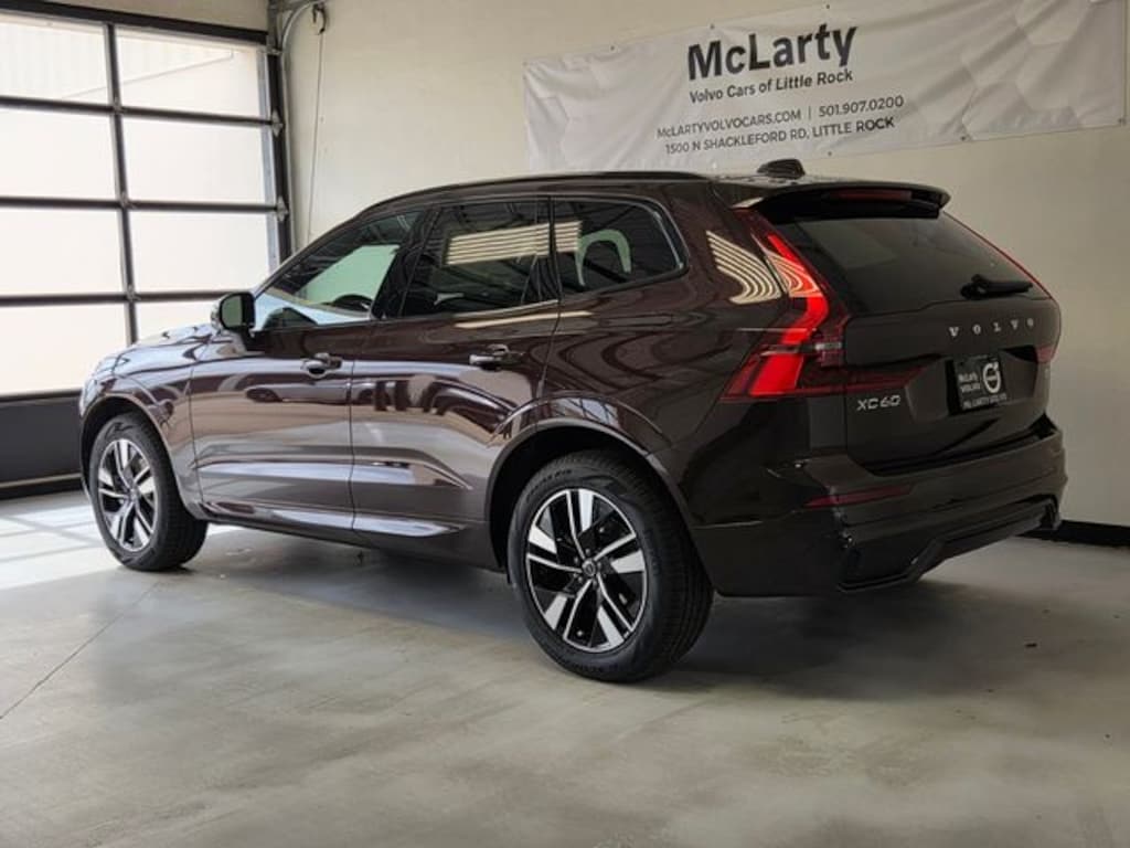 New 2026 Volvo XC60 B5 Core SUV