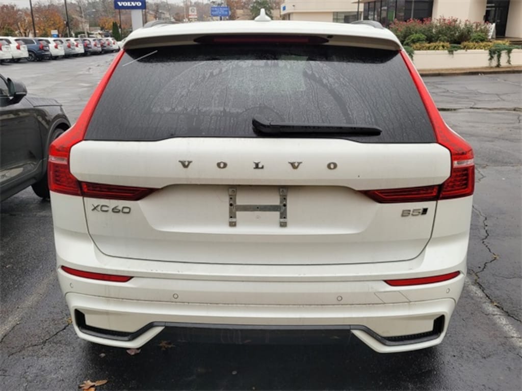 Used 2025 Volvo XC60 B5 Plus SUV