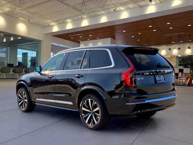 Used 2027 Volvo XC90 B5 Core SUV