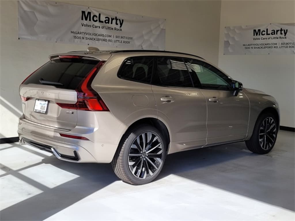 New 2026 Volvo XC60 B5 Ultra SUV
