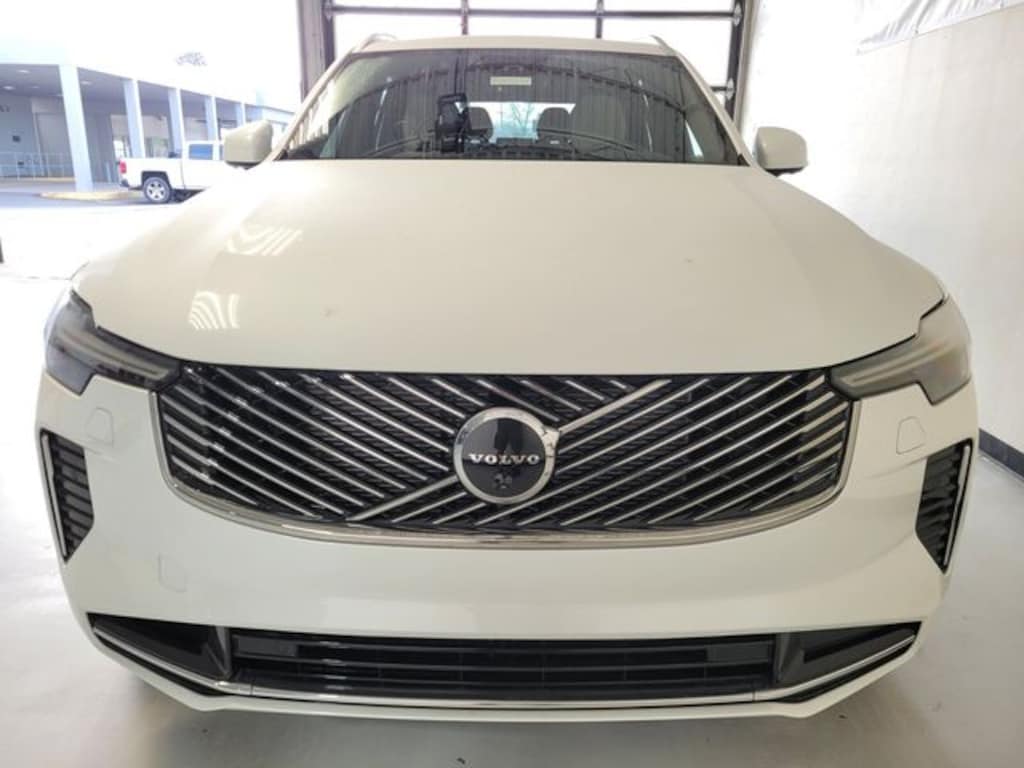 New 2026 Volvo XC90 plug-in hybrid T8 Plus 7-Seater SUV