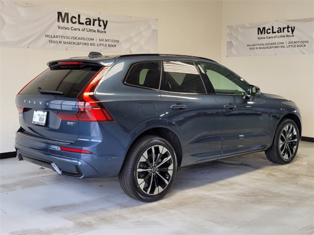 New 2026 Volvo XC60 B5 Plus SUV