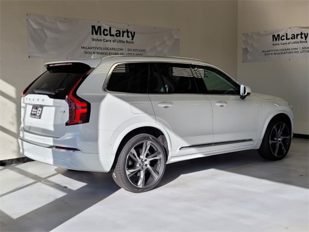 New 2026 Volvo XC90 B6 Ultra 7-Seater SUV