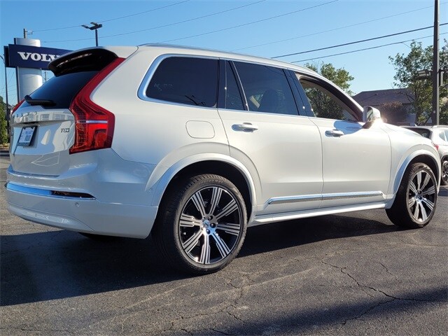2025 Volvo XC90 T8 Plus photo 2