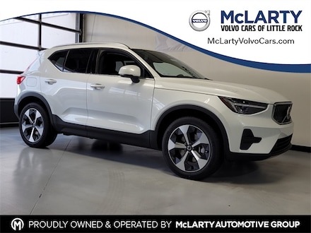 2025 Volvo XC40 B5 Core Bright Theme SUV