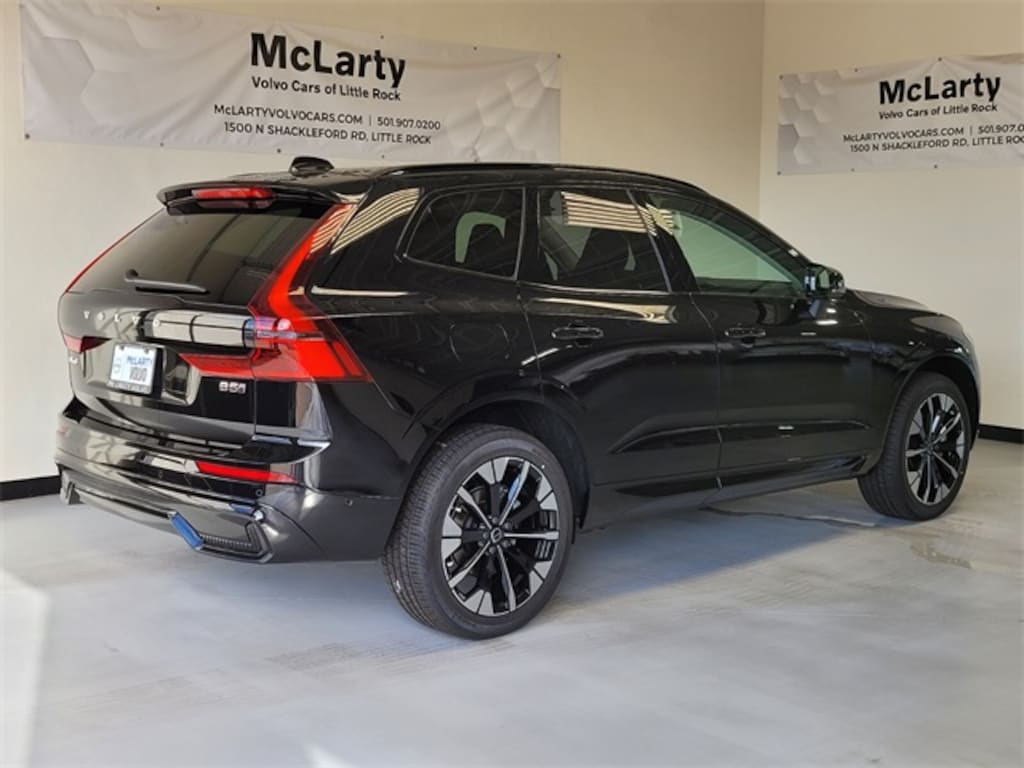 New 2026 Volvo XC60 B5 Plus SUV