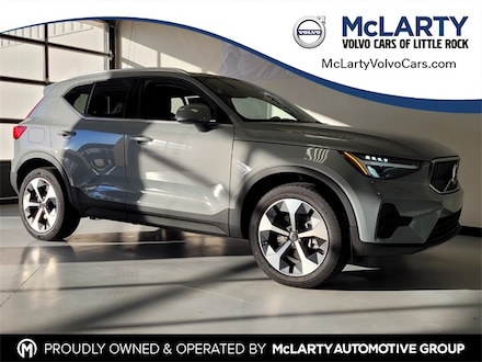 2025 Volvo XC40 B5 Core Bright Theme SUV