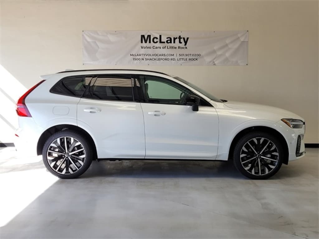 New 2026 Volvo XC60 B5 Ultra SUV
