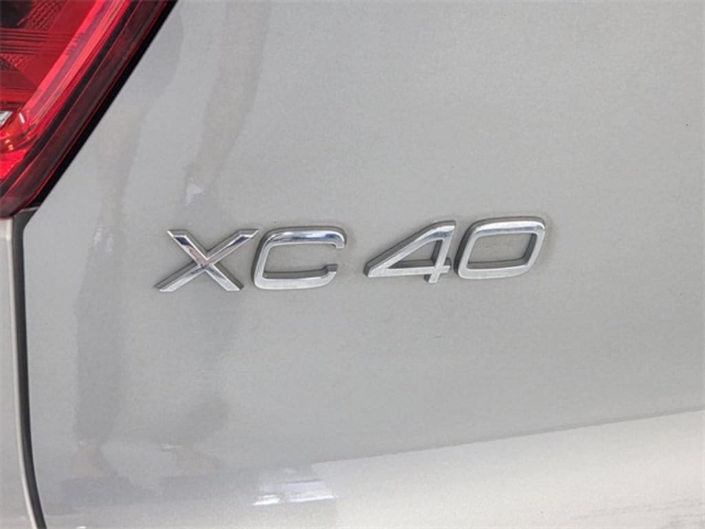Certified 2023 Volvo XC40 Recharge Pure Electric Ultimate SUV