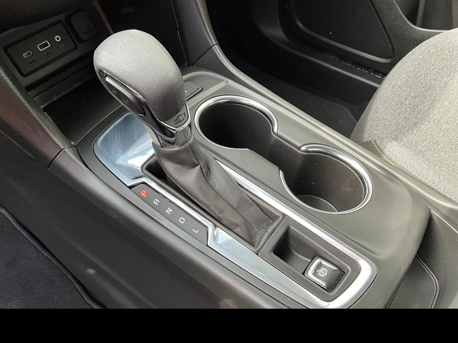 2023 Chevrolet Equinox LT - Photo 26