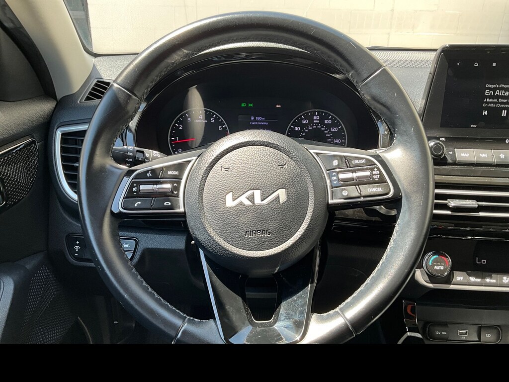 Used 2022 Kia Seltos EX SUV
