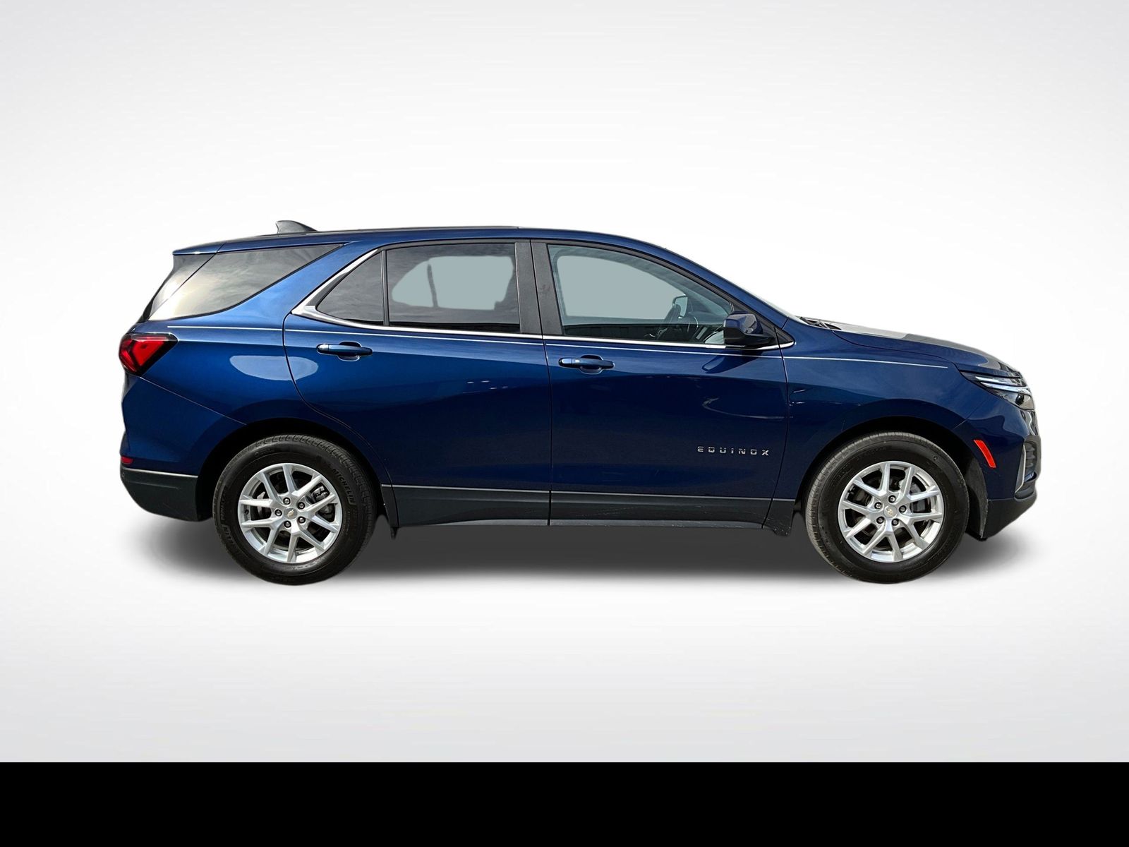 2023 Chevrolet Equinox LT - Photo 21