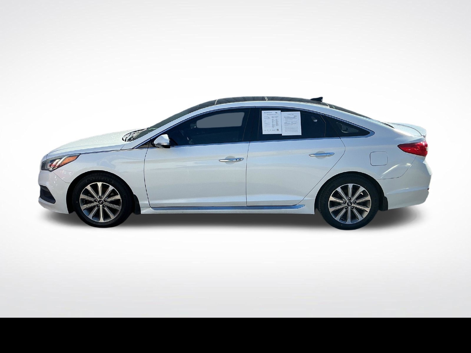 Used 2016 Hyundai Sonata Limited with VIN 5NPE34AF3GH310227 for sale in Moline, IL