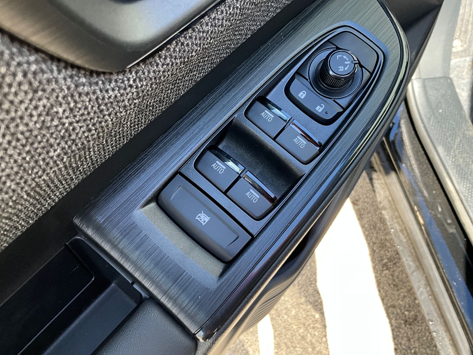 2026 Subaru Outback Premium - Photo 11