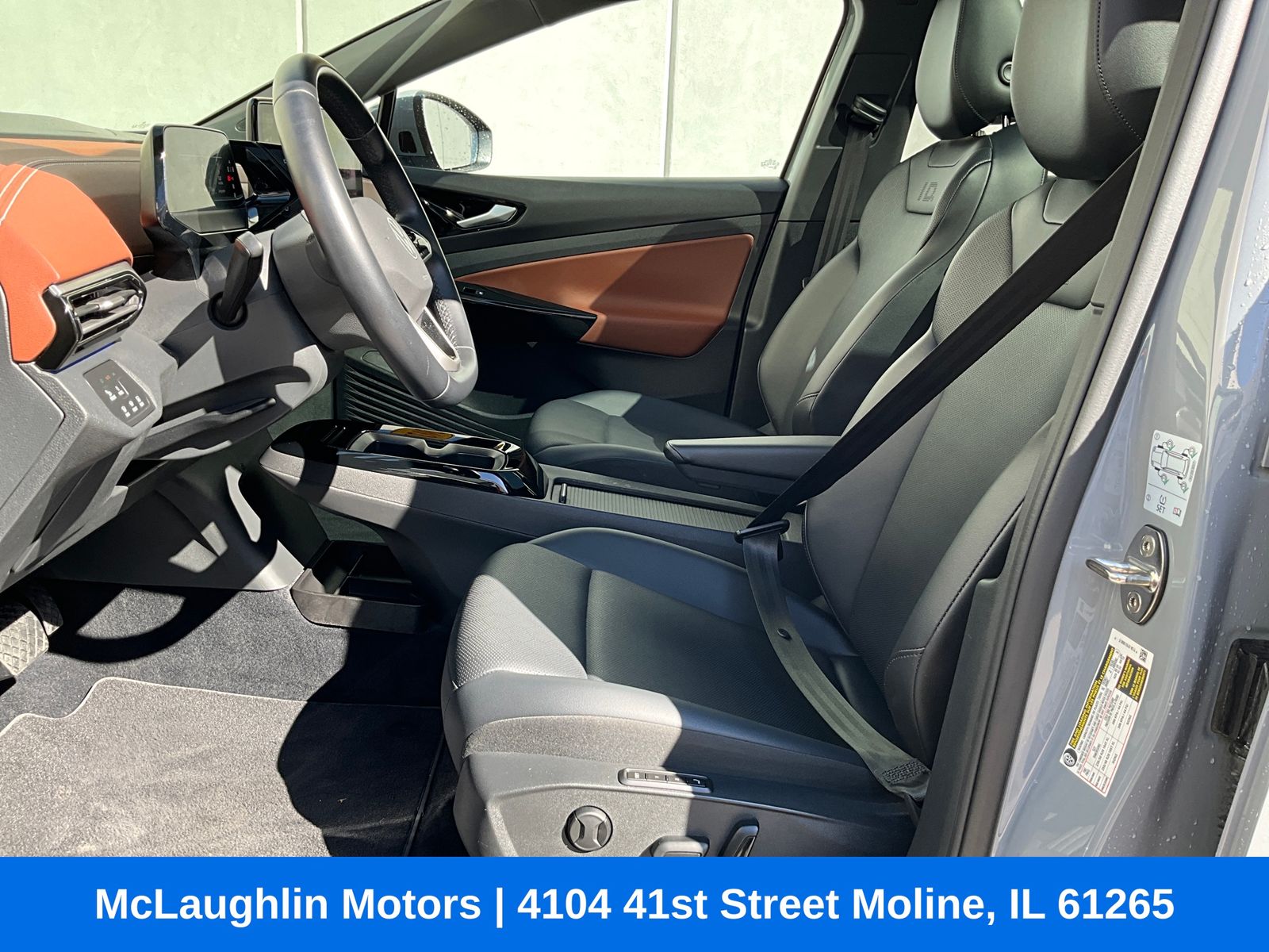 Used 2021 Volkswagen ID.4 PRO S with VIN WVGUNPE20MP064165 for sale in Moline, IL