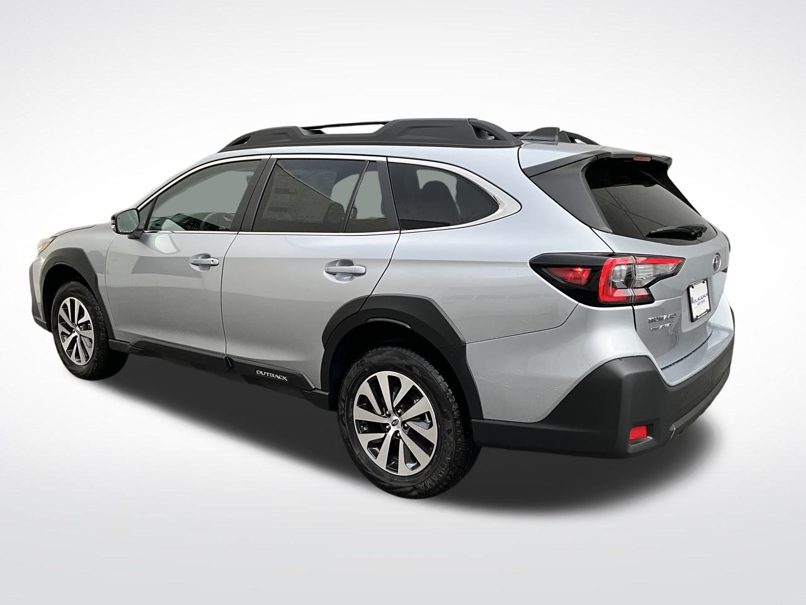 2025 Subaru Outback Premium photo 3