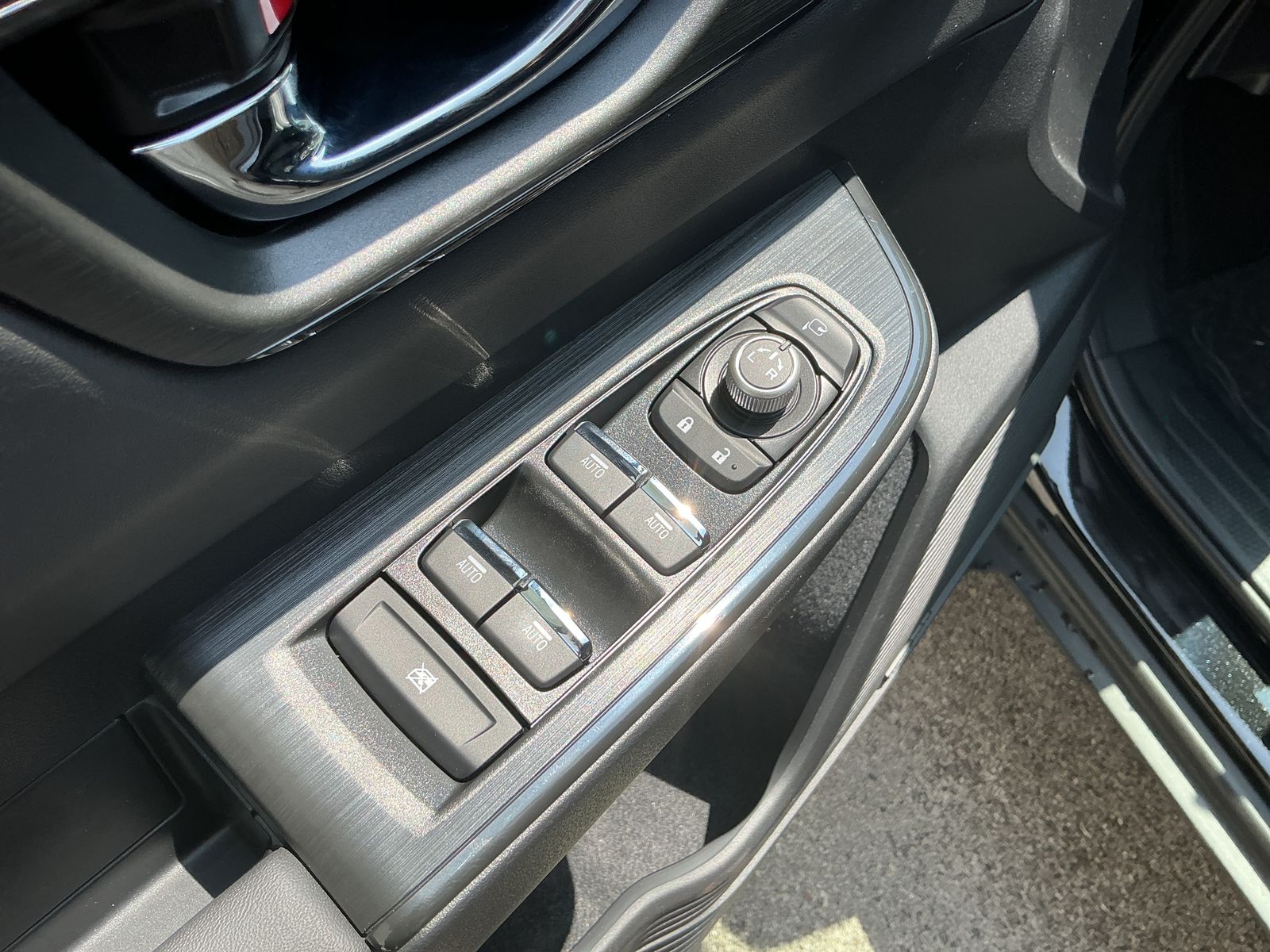 2026 Subaru Outback Touring - Photo 11