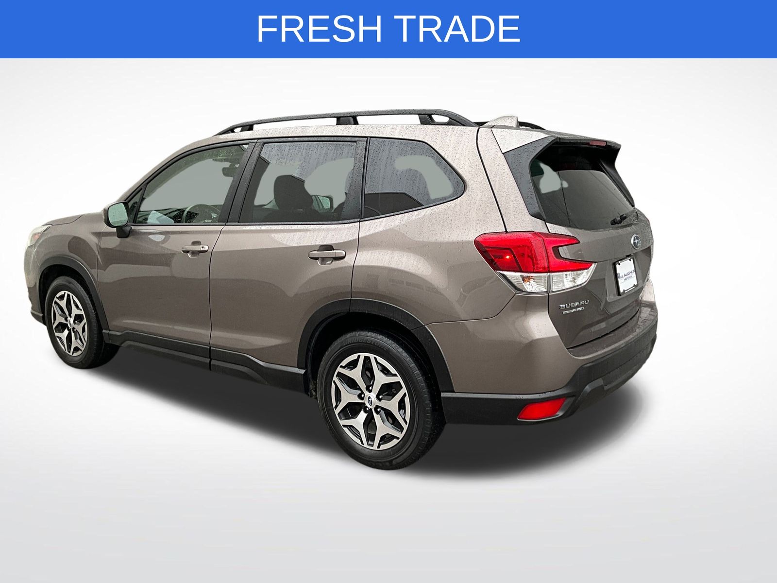 2023 Subaru Forester Premium photo 2