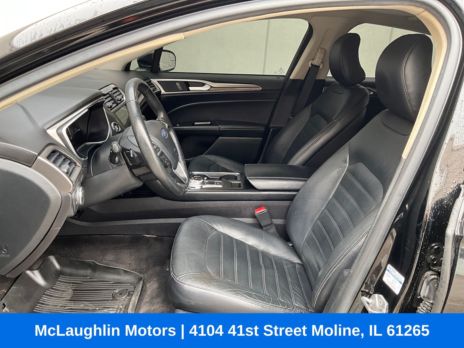Used 2017 Ford Fusion SE with VIN 3FA6P0T97HR166971 for sale in Moline, IL
