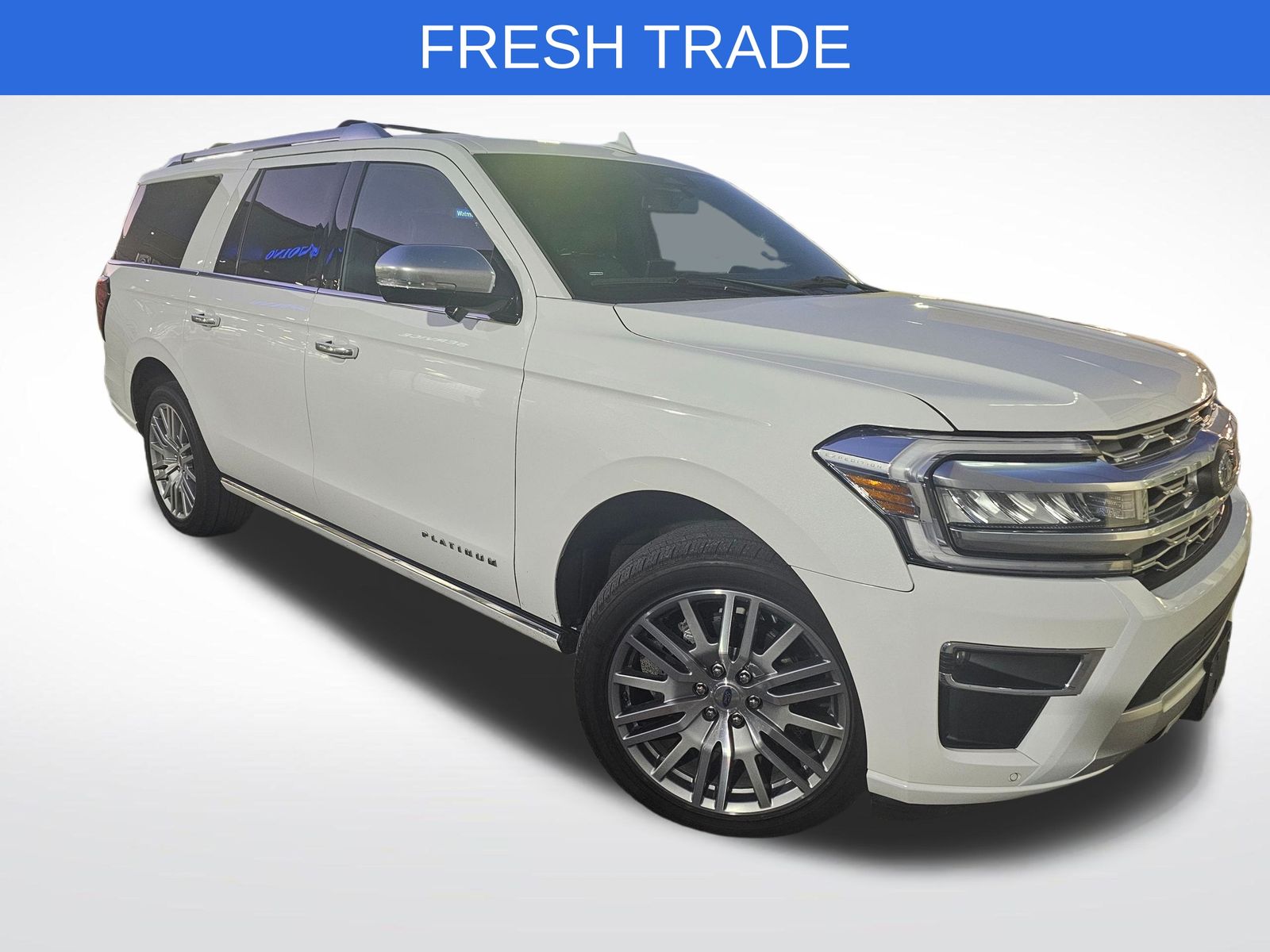 2022 Ford Expedition MAX Platinum photo 3