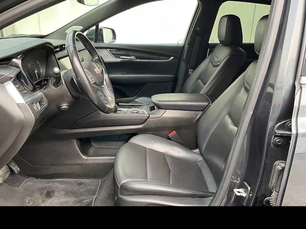 Used 2022 Cadillac XT5 Premium Luxury SUV