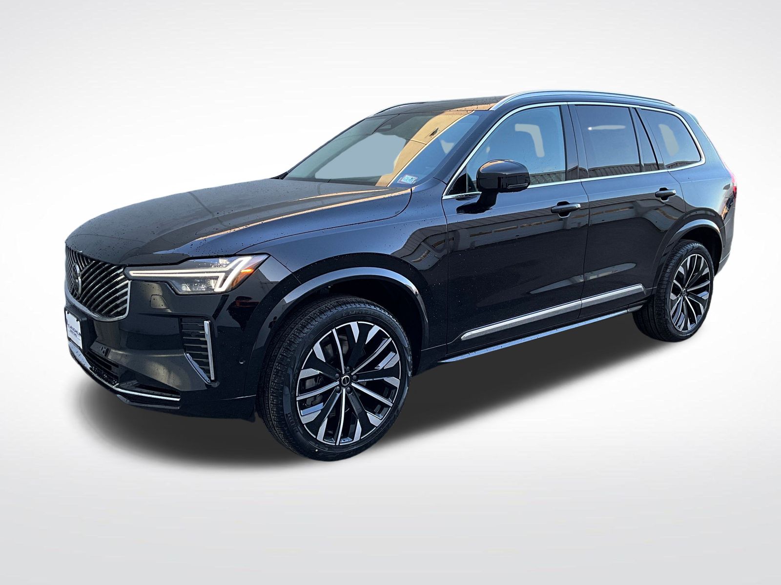 2026 Volvo XC90 Plus's photo