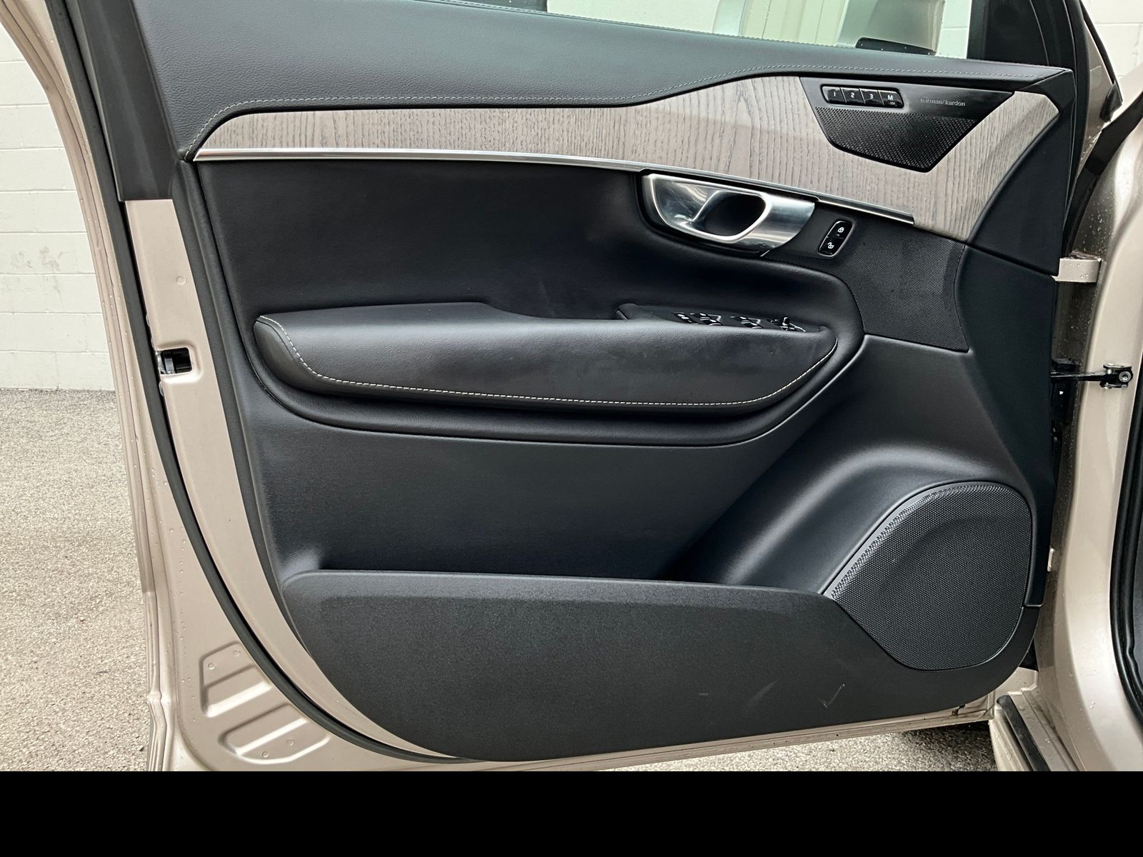 2023 Volvo XC90 Ultimate - Photo 24