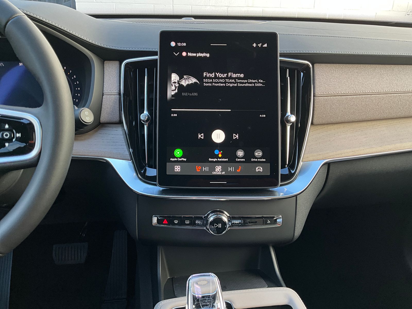 2026 Volvo XC90 Plus - Photo 17