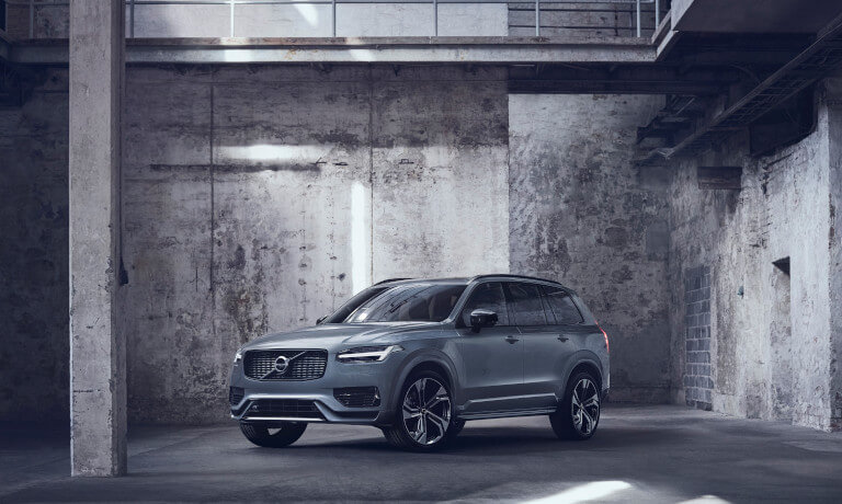 2022 Volvo XC90 Recharge parked in a concrete structure