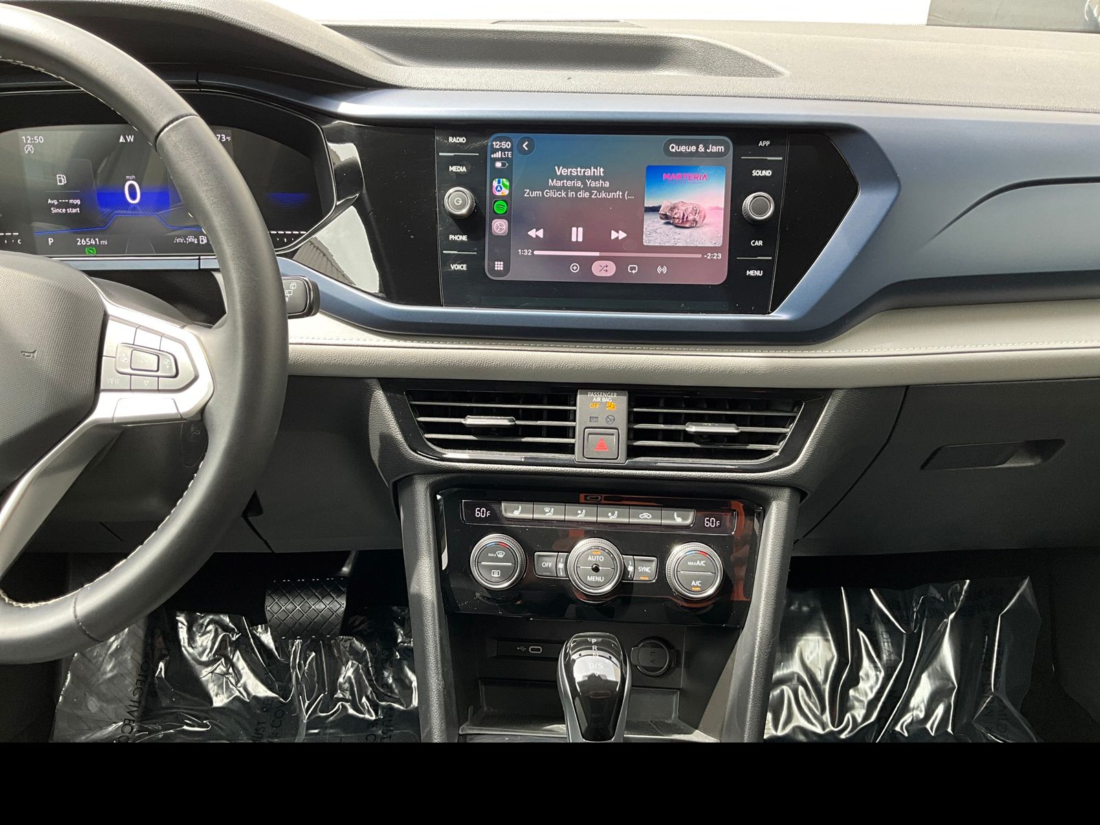 2024 Volkswagen Taos SE - Photo 4