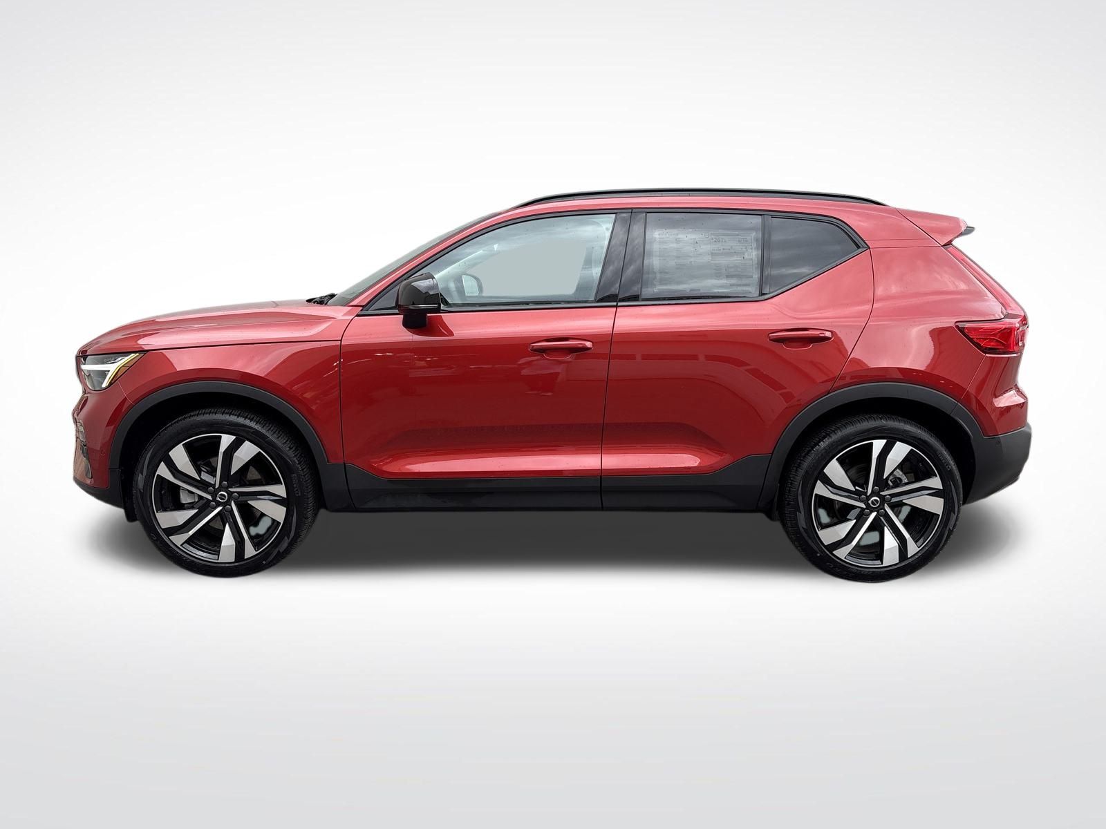 Used 2024 Volvo XC40 Plus with VIN YV4L12UL3R2378838 for sale in Moline, IL