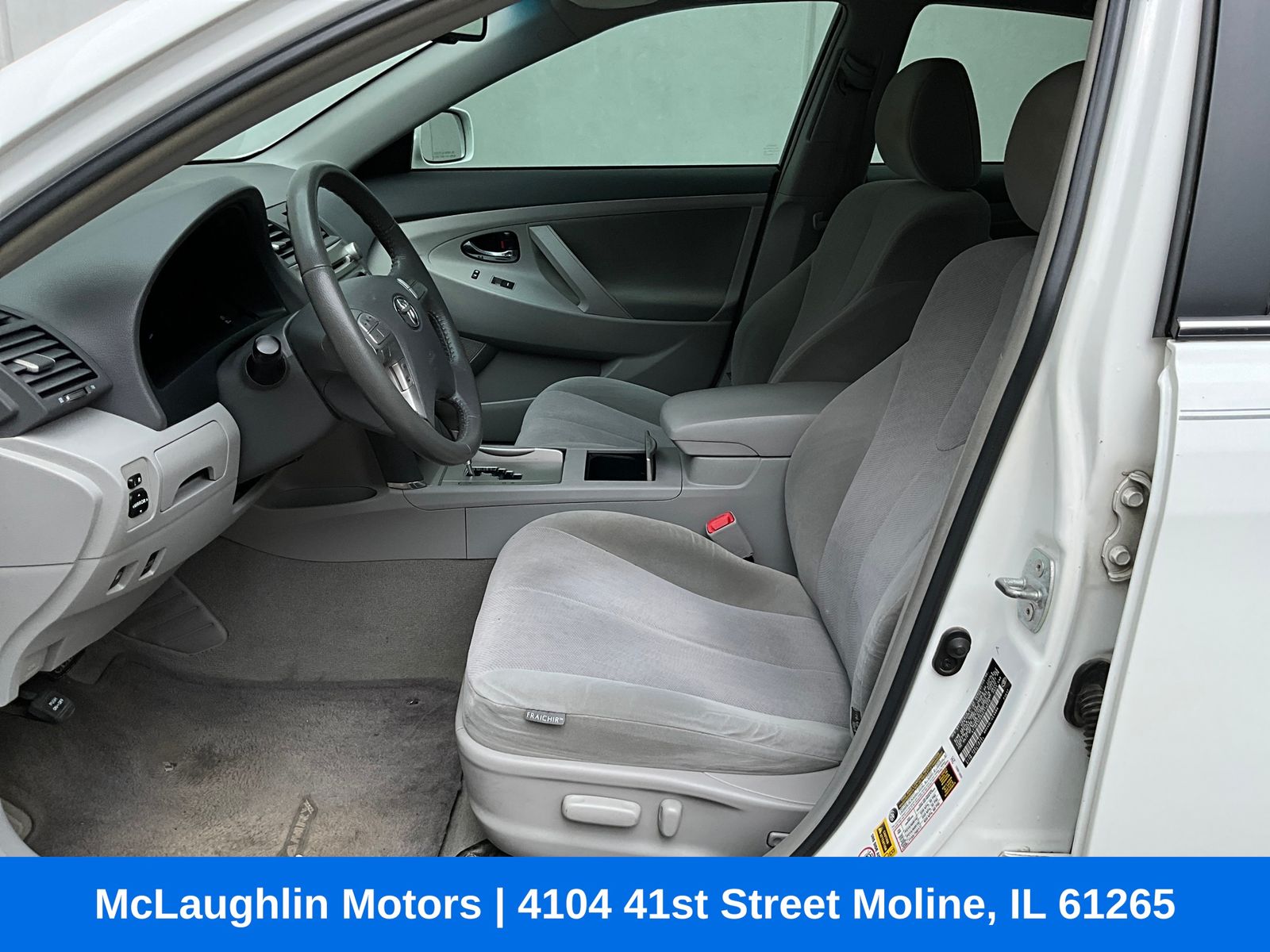 Used 2010 Toyota Camry Hybrid with VIN 4T1BB3EK0AU119378 for sale in Moline, IL