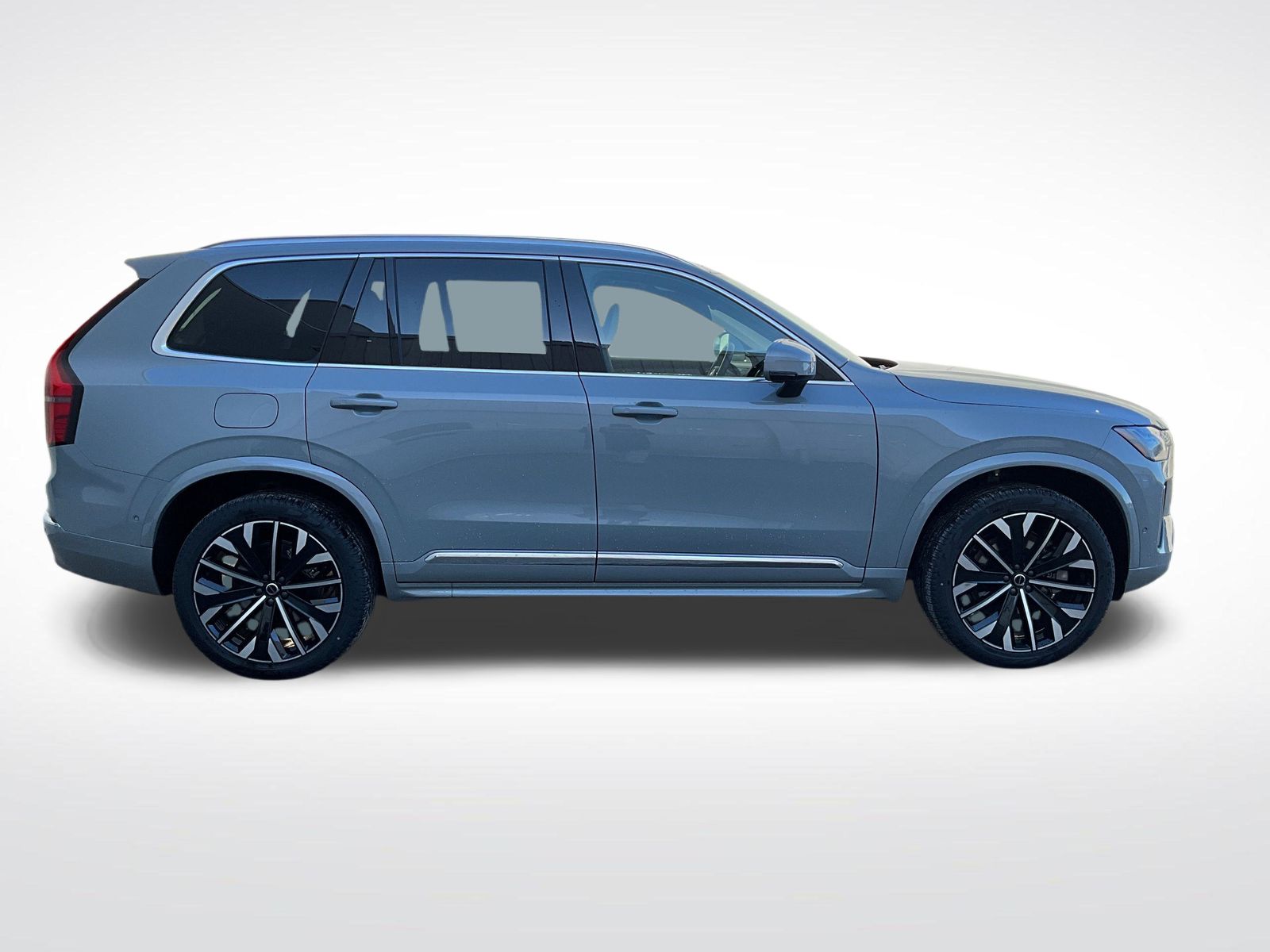 2026 Volvo XC90 Plus - Photo 6