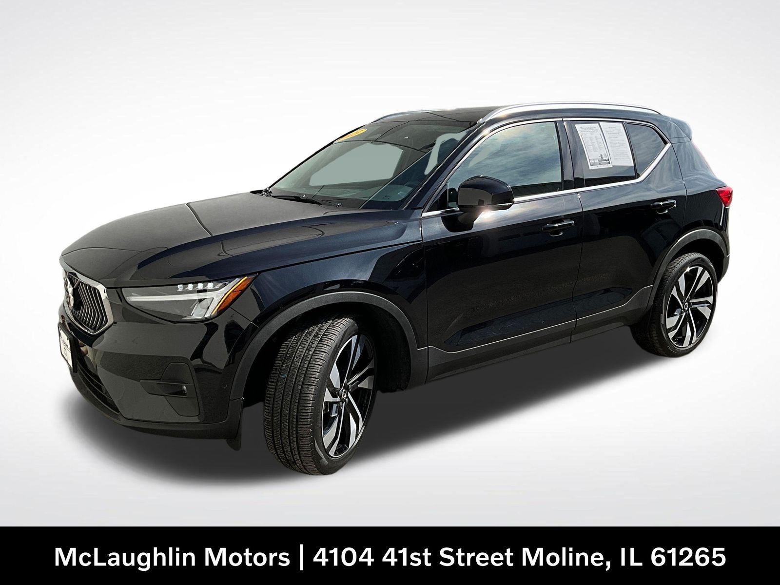 2023 Volvo XC40 B5 Plus Bright AWD's photo