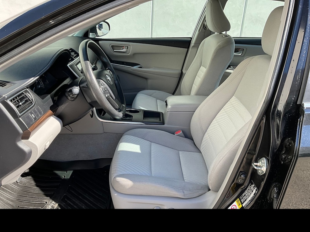 Used 2015 Toyota Camry LE Sedan