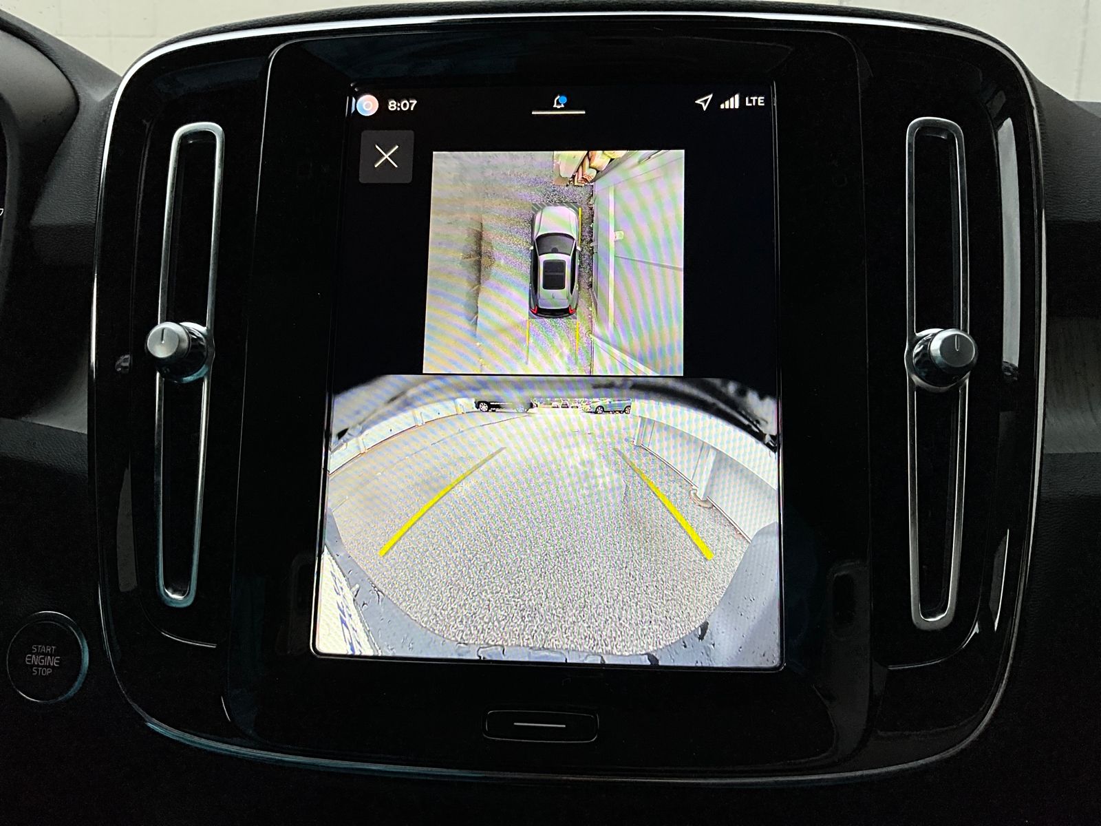 2026 Volvo XC40 Plus - Photo 21