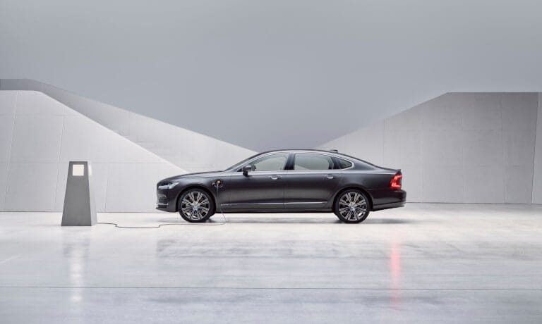 Volvo S90 Recharge plugged into charging station