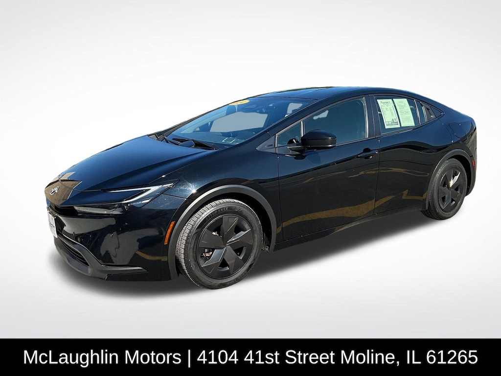 Used 2024 Toyota Prius LE Hatchback