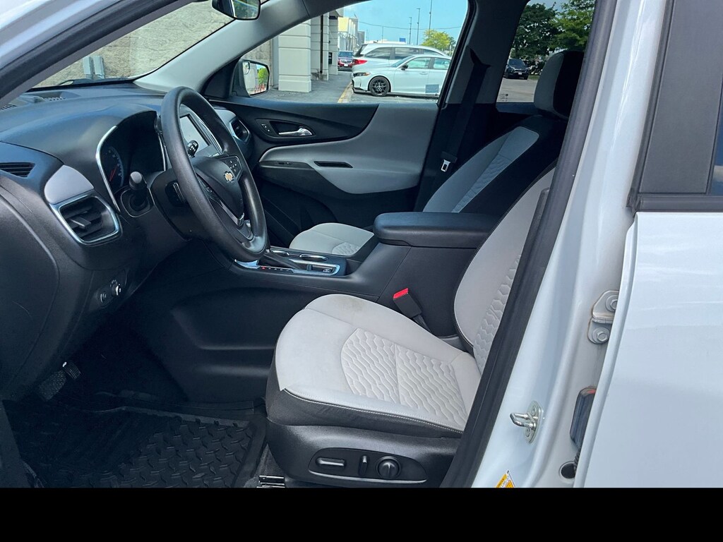 Used 2020 Chevrolet Equinox LS SUV