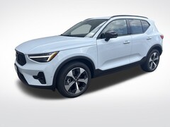 2026 Volvo XC40 B5 Plus AWD SUV