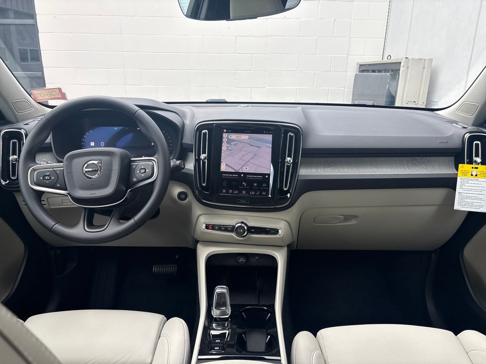 2026 Volvo XC40 Plus - Photo 13