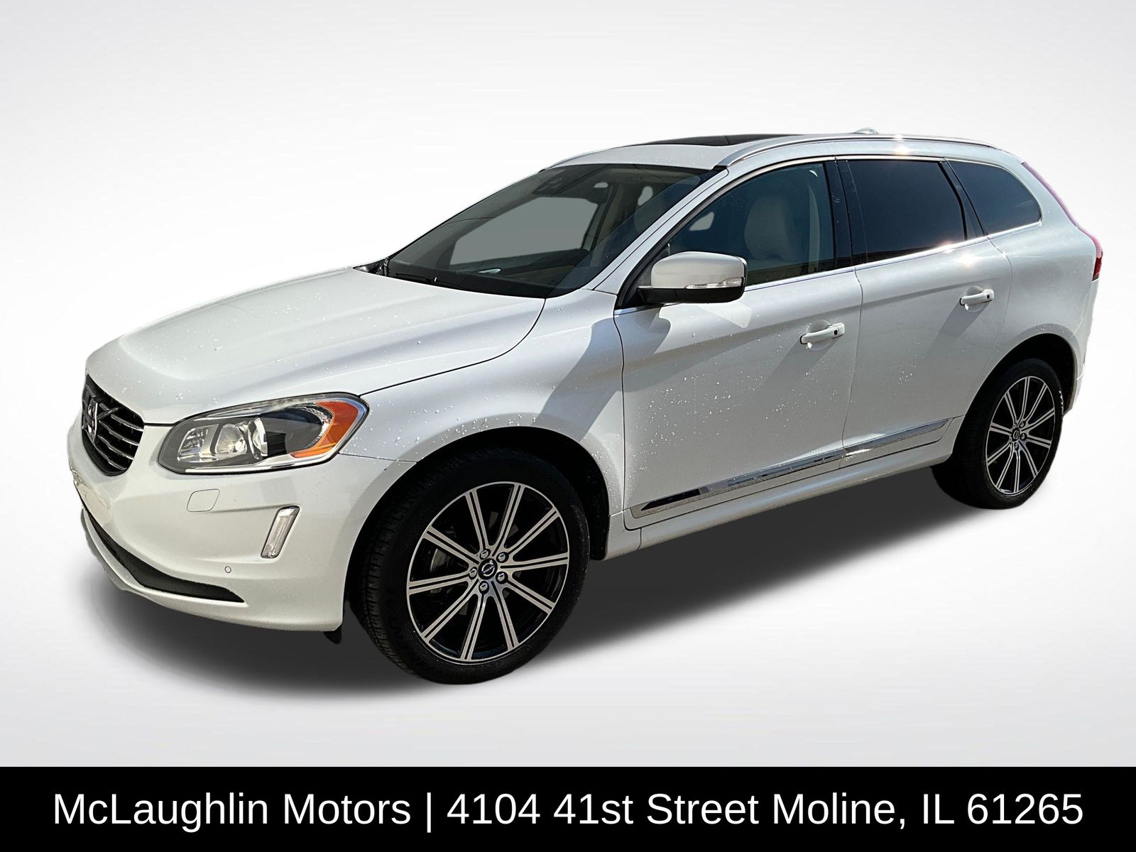 2016 Volvo XC60 T5 Drive-E FWD Platinum's photo
