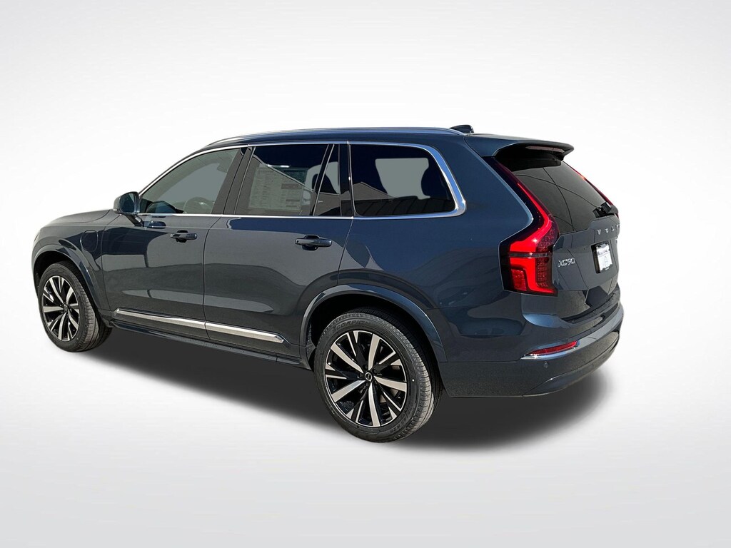 New 2026 Volvo XC90 plug-in hybrid T8 Core SUV