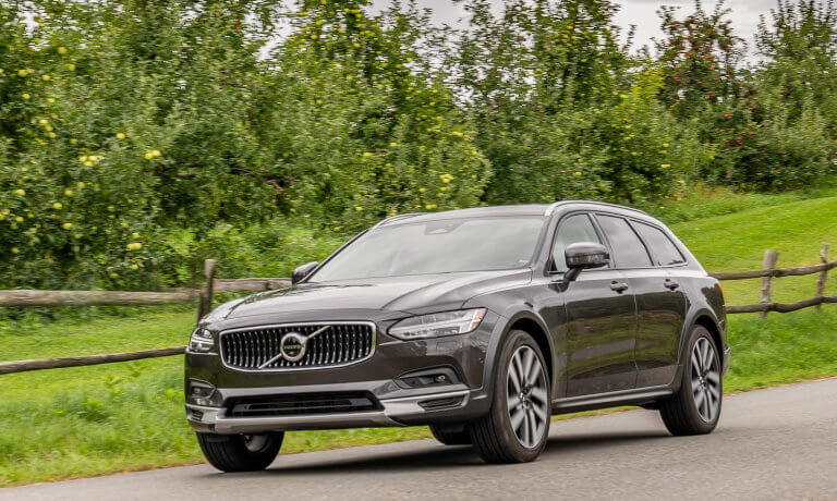 2022 Volvo V90 Cross Country Exterior Country Road
