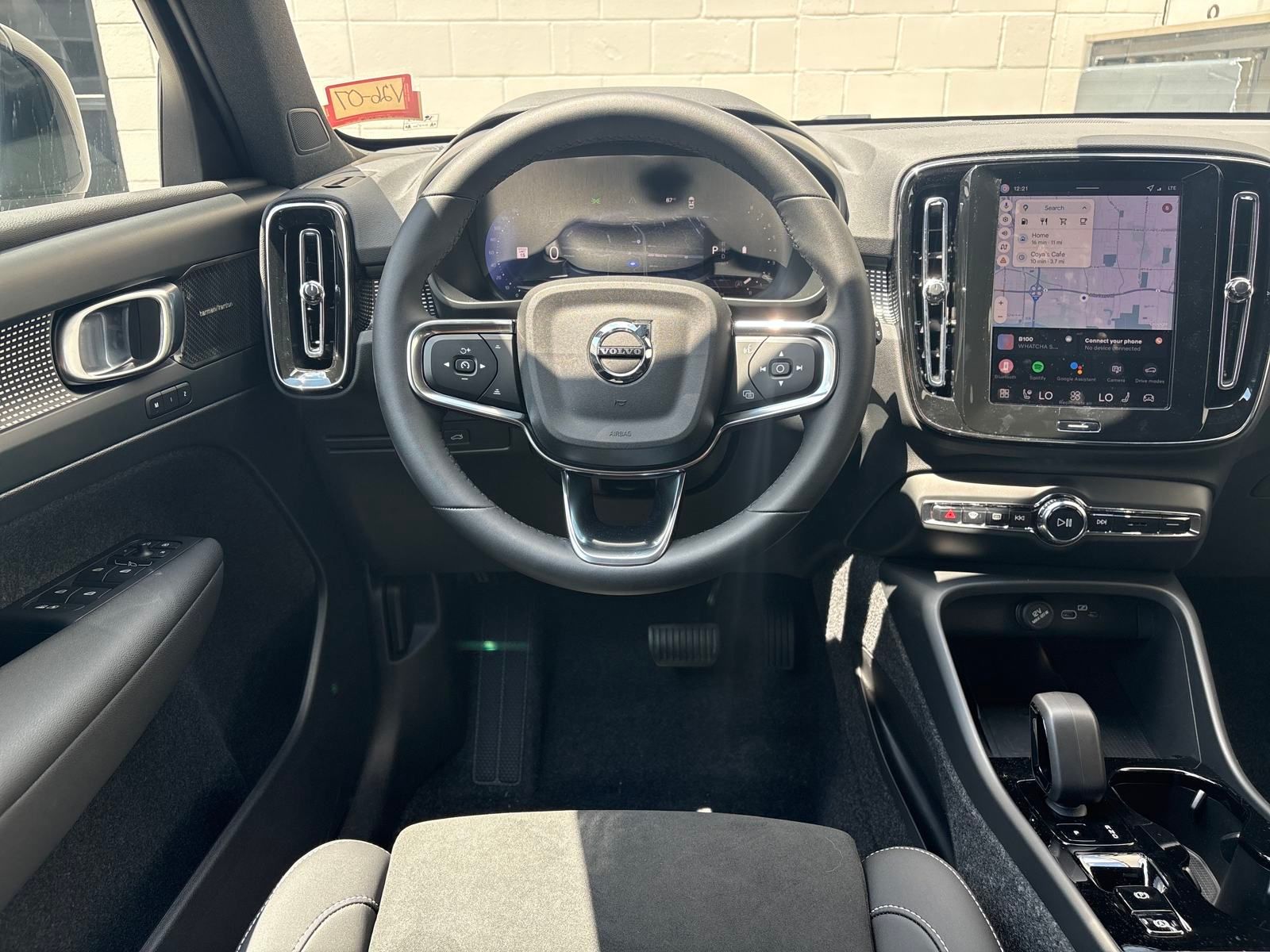 2026 Volvo XC40 Ultra - Photo 14