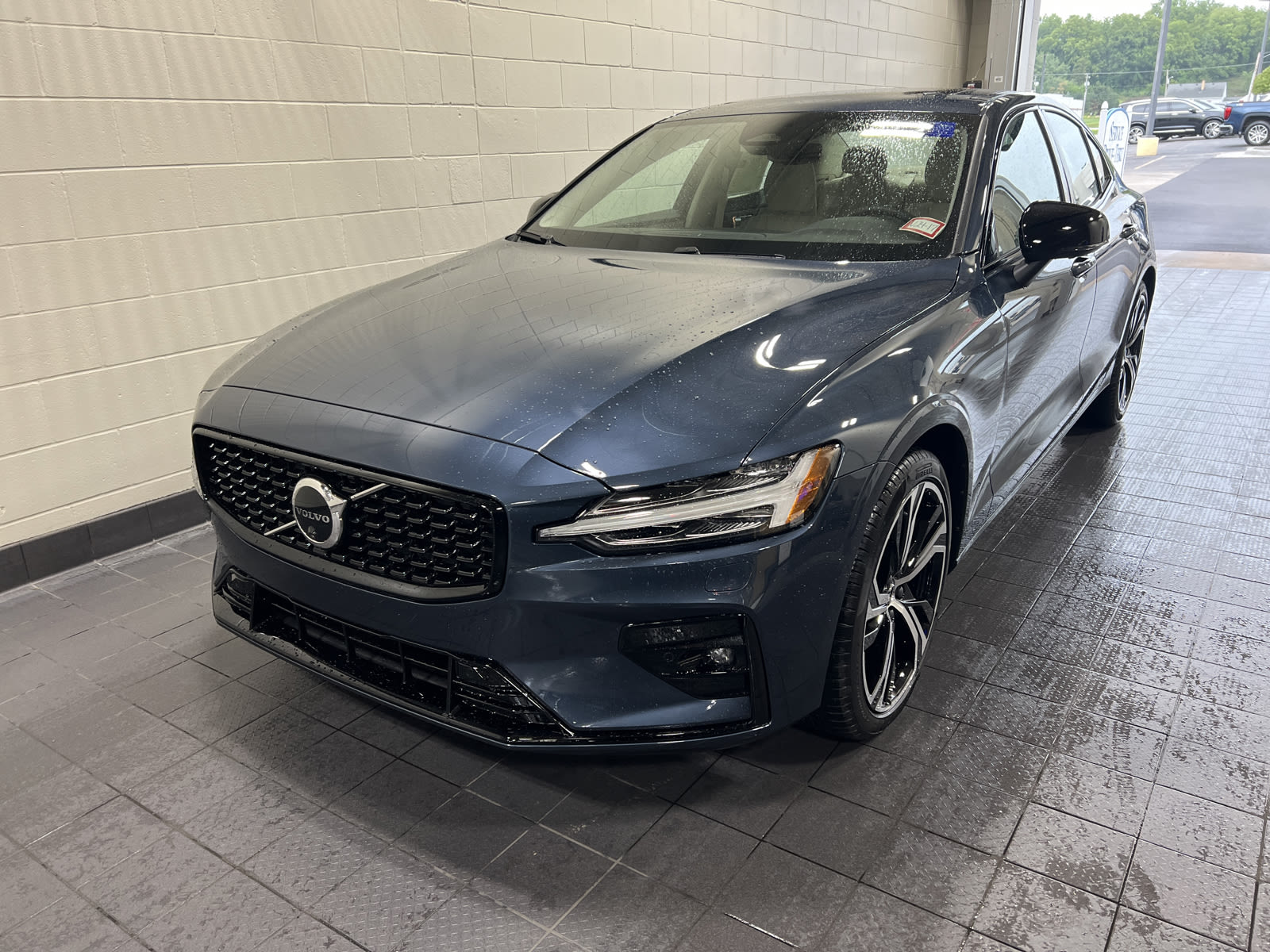 New 2024 Volvo S60 For Sale at McLaughlin Volvo Cars | VIN