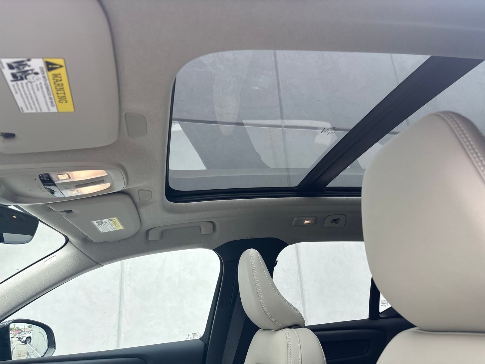 2026 Volvo XC40 Plus - Photo 26