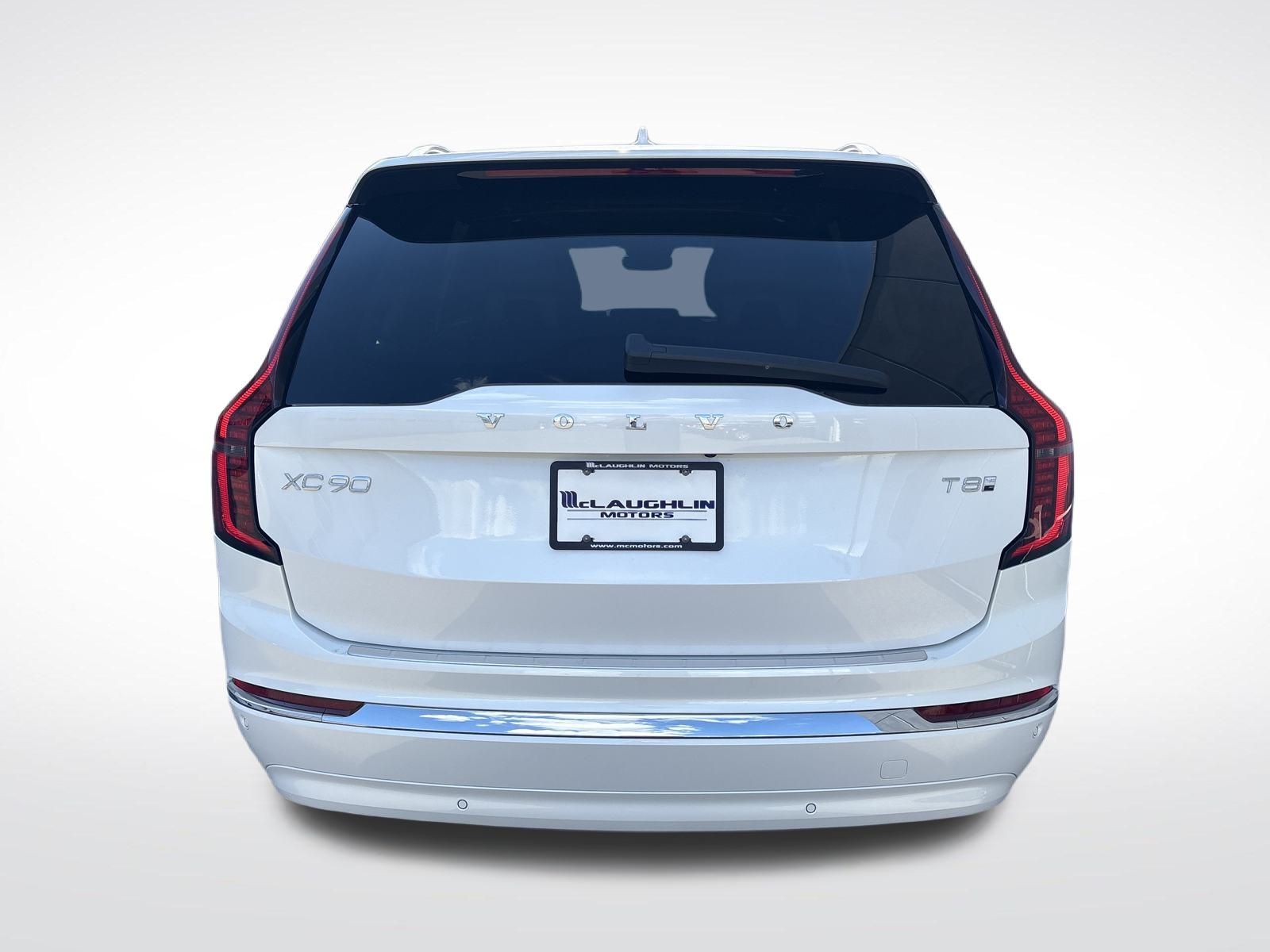 2025 Volvo XC90 T8 photo 3